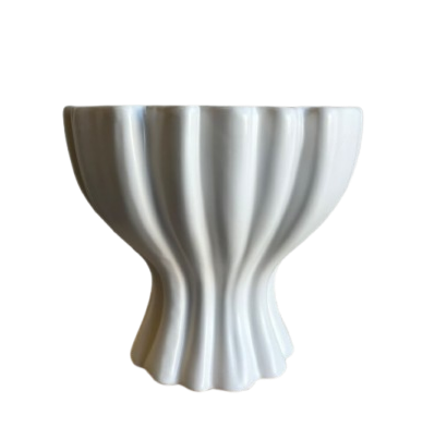 serine vase
